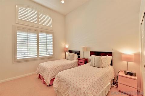 6110 Flagstone Row, La Jolla, CA 92037 photo 16