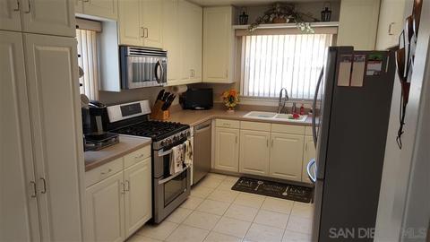 2375 El Prado Ave, Lemon Grove, CA 91945 photo 5