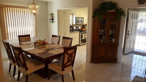 2375 El Prado Ave, Lemon Grove, CA 91945 photo 4