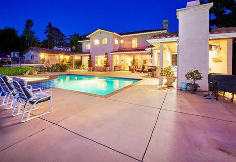 9352 Lemon Ave, La Mesa, CA 91941 photo 2