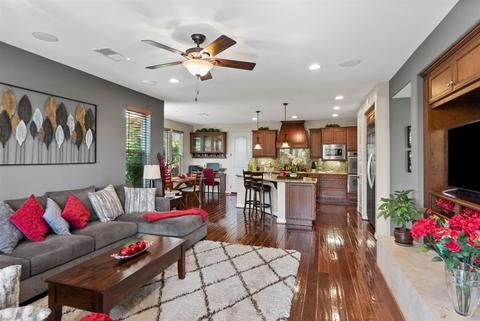 7085 Crystalline Dr, Carlsbad, CA 92011 photo 12