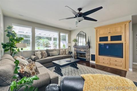 125 Double Eagle Gln, Escondido, CA 92026 photo 8