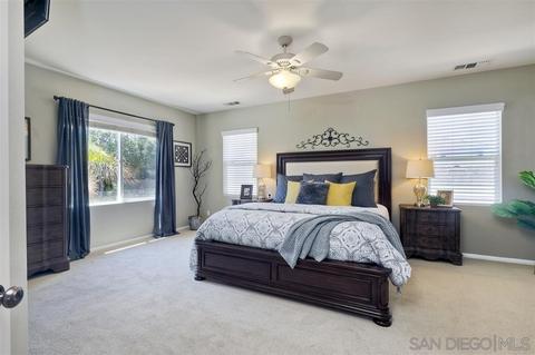 125 Double Eagle Gln, Escondido, CA 92026 photo 16