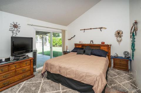 8824 Burkshire Pl, Lakeside, CA 92040 photo 12