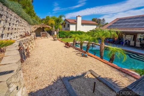8824 Burkshire Pl, Lakeside, CA 92040 photo 24