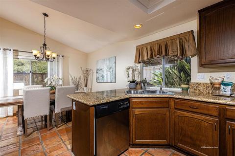 3777 Via Baldona, Oceanside, CA 92056 photo 6