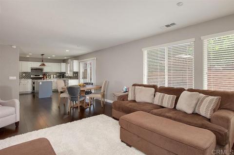 121 Gardenside Ct, Fallbrook, CA 92028 photo 10