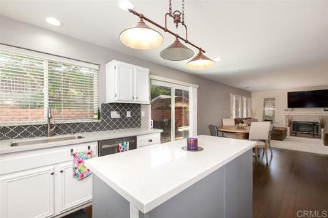 121 Gardenside Ct, Fallbrook, CA 92028 photo 7