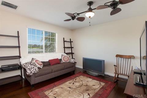 121 Gardenside Ct, Fallbrook, CA 92028 photo 13