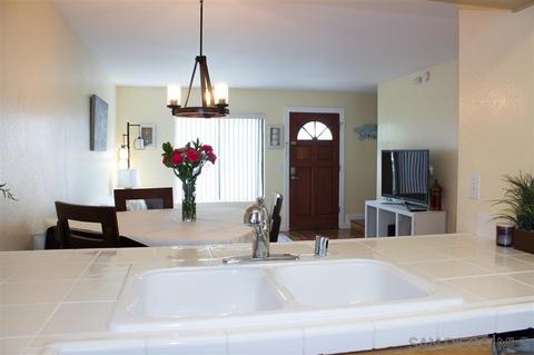1458 15th St, Imperial Beach, CA 91932 photo 3