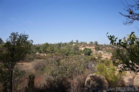 835 Mountain View Pl, El Cajon, CA 92021 photo 6