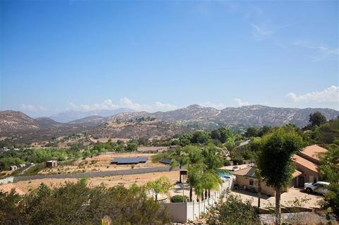 835 Mountain View Pl, El Cajon, CA 92021 photo 5