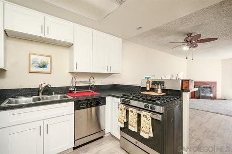 9813 Caspi Gardens Dr #5, Santee, CA 92071 photo 13