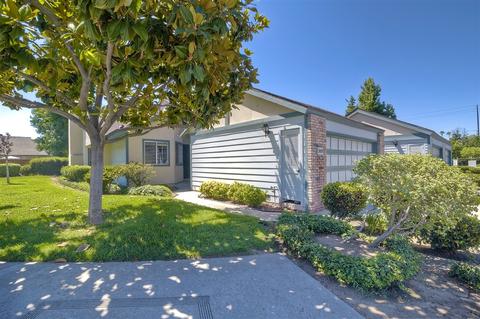 2489 Turnbridge Gln, Escondido, CA 92027 photo 2