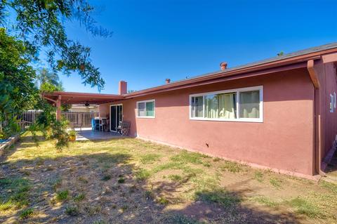 709 S Midway Dr, Escondido, CA 92027 photo 3