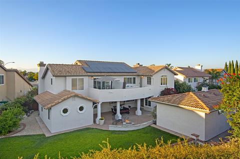 5007 Sunmeadow Rd, Oceanside, CA 92056 photo 2
