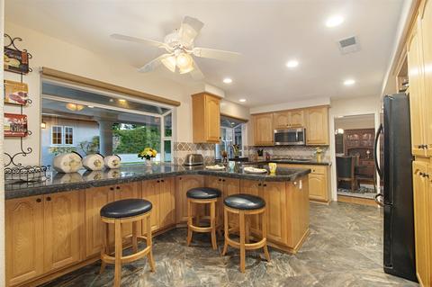 5007 Sunmeadow Rd, Oceanside, CA 92056 photo 12