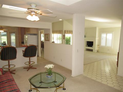 4973 Alicante Way, Oceanside, CA 92056 photo 2