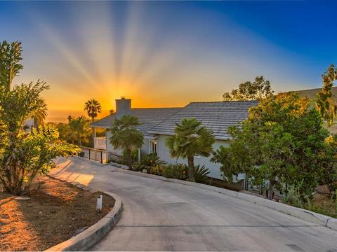 2152 Alessandro Trl, Vista, CA 92084 photo 1