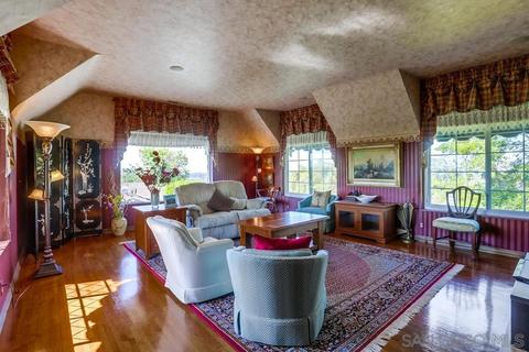 4550 Panorama Dr, La Mesa, CA 91941 photo 10