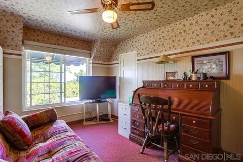 4550 Panorama Dr, La Mesa, CA 91941 photo 17