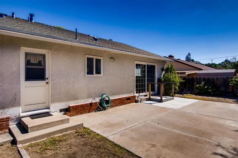 1430 Moon Rd, Vista, CA 92083 photo 22