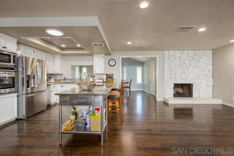 23446 Everett Pl, Ramona, CA 92065 photo 4