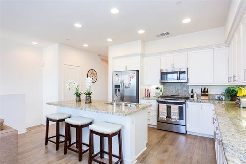 301 Cassidy St # 3, Oceanside, CA 92054 photo 2