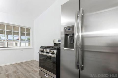 622 W 8th Ave, Escondido, CA 92025 photo 9