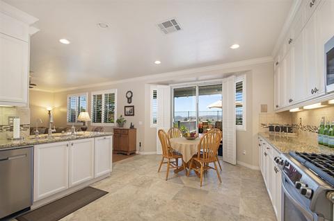 921 Glendora Dr, Oceanside, CA 92057 photo 9