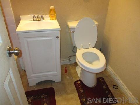355 Lansing Cir, Escondido, CA 92025 photo 13