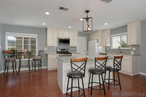 12215 Buckskin Trl, Poway, CA 92064 photo 3