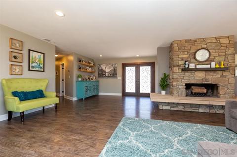 950 Pinecrest Ave, Escondido, CA 92025 photo 5