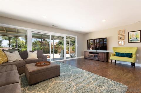 950 Pinecrest Ave, Escondido, CA 92025 photo 4