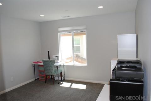 8615 Sage Shadow Dr, Lakeside, CA 92040 photo 14