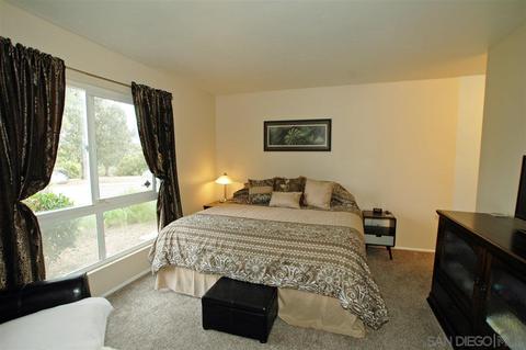 2309 Nueces Ln, Spring Valley, CA 91977 photo 12