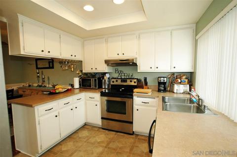 2309 Nueces Ln, Spring Valley, CA 91977 photo 8
