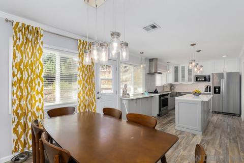 9755 Esparta Ct, Santee, CA 92071 photo 6