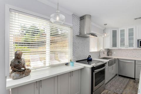 9755 Esparta Ct, Santee, CA 92071 photo 5