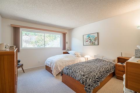 10246 Challenge Blvd, La Mesa, CA 91941 photo 16