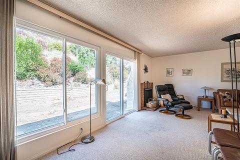 10246 Challenge Blvd, La Mesa, CA 91941 photo 7