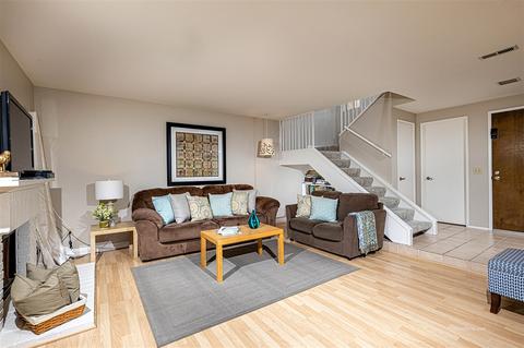 1738 Edgefield Ln, Encinitas, CA 92024 photo 2