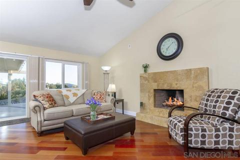 1425 Cortina Cir, Escondido, CA 92029 photo 14