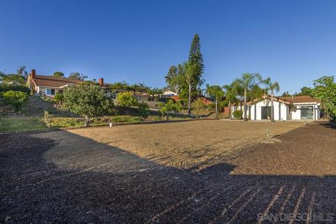1425 Cortina Cir, Escondido, CA 92029 photo 21