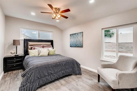 1052 Swallow Dr, Vista, CA 92083 photo 12