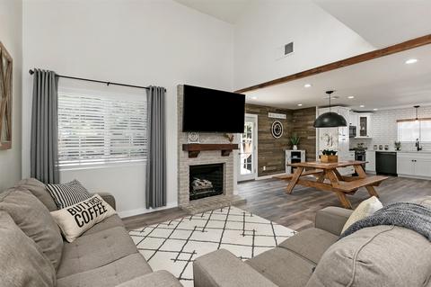 1656 Arabian Way, Oceanside, CA 92057 photo 4