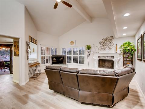 1718 Woodlark Ln, Fallbrook, CA 92028 photo 6