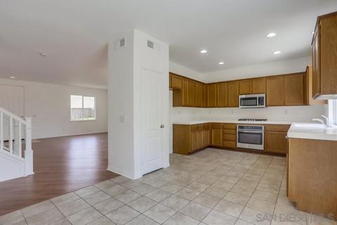 535 Moyla Ct, Oceanside, CA 92058 photo 7