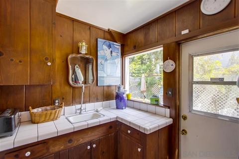 277 B Ave, Coronado, CA 92118 photo 5