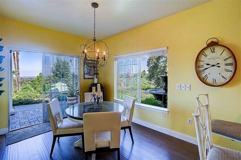 446 Rudd Rd, Vista, CA 92084 photo 4